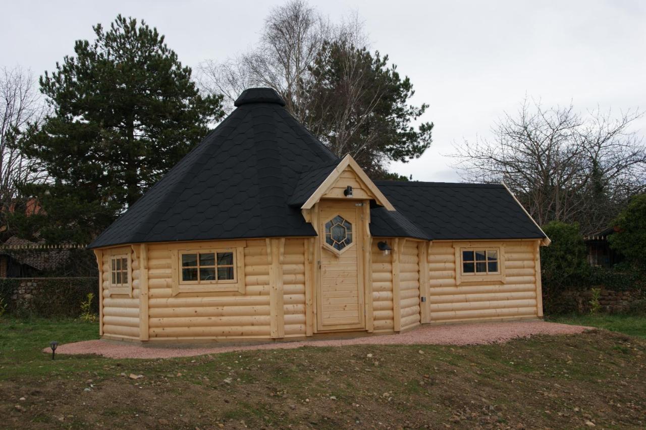 Les Cabanes Du Grand Nord Pradines  외부 사진