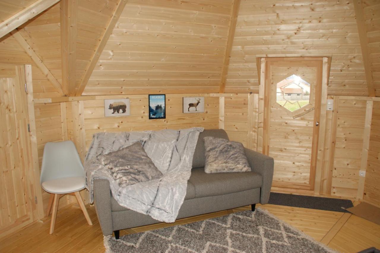 Les Cabanes Du Grand Nord Pradines  외부 사진